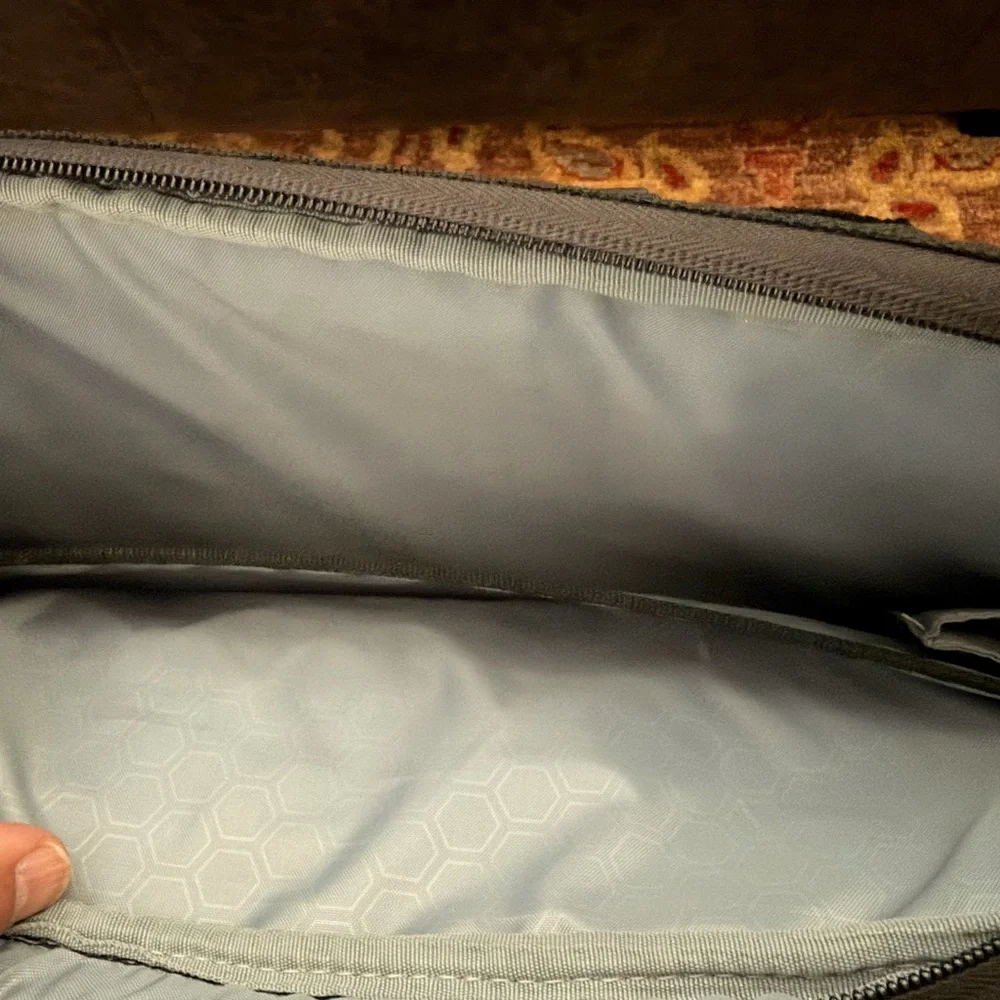 Dell Black Men's Laptop Messenger Bag